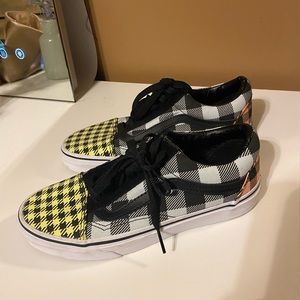 Women’s 6.5 Buffalo Check Houndstooth Vans